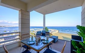 Lazuli Sea View Beachfront Ap 254